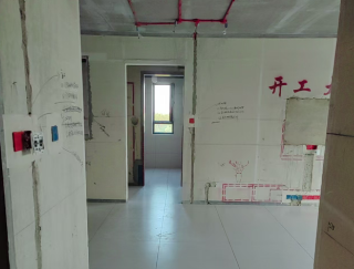 沈阳二手房翻新施工阶段:枫和万家装饰“自有工人+徽派工艺”死磕隐蔽工程